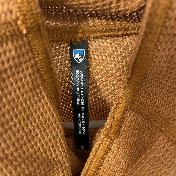 Mustard yellow top - Picture 3 of 3